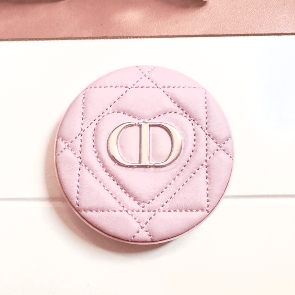 Pink Dior Beauty Quilted Heart Compact Mirror - Picture 2 of 4